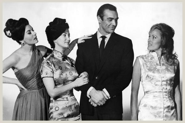 Sean Connery with Eunice Gayson, Zena Marshall and Ursulla Andress the actresses to play the 3 Bond girls in Dr No