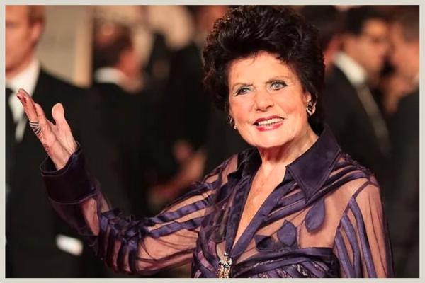 Eunice Gayson looking as beautiful as ever in her old age