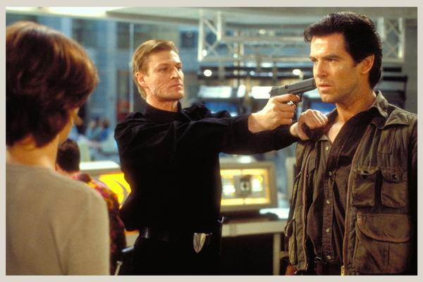 Alec Trevelyan has James Bond at gunpoint