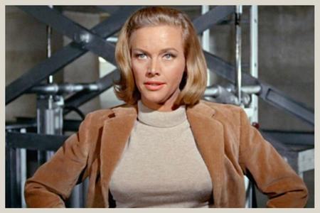 Honor Blackman played Pussy Galore