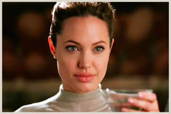 Angelina Jolie would be the ideal actress for a female James Bond