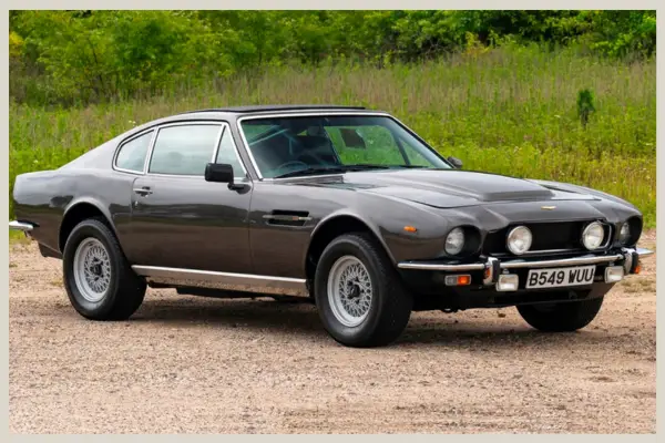 Aston Martin V8 Auction