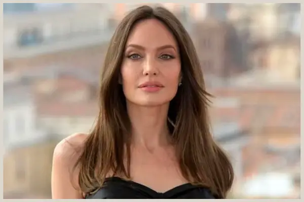 Angelina Jolie turned down Bond girl role