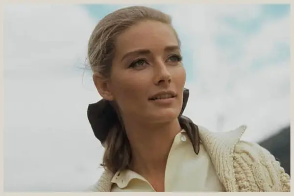 Tania Mallet as Tilly Masterson